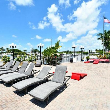 Getaway At The Marina Aparthotel South Bradenton Exterior foto